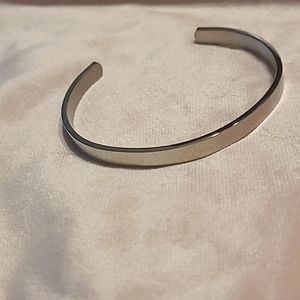 New- Stainless steel bangle Braclet inspiration " keep f___ing going" #104